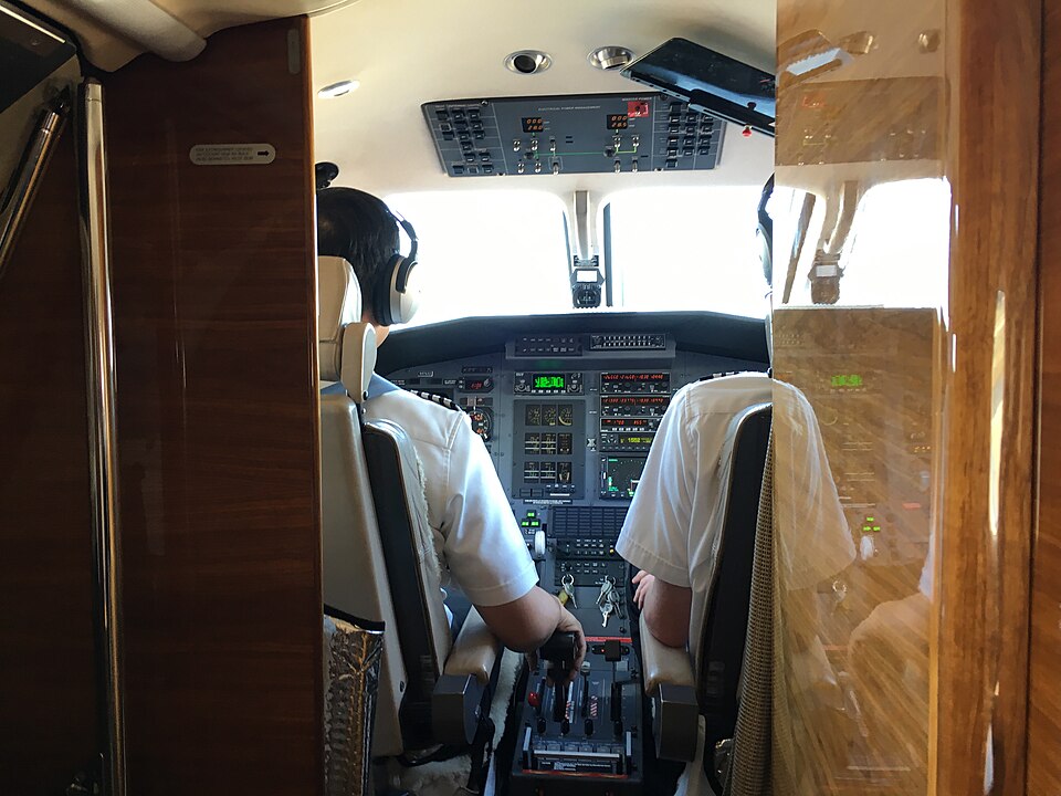 Pilatus PC-12 cockpit interior